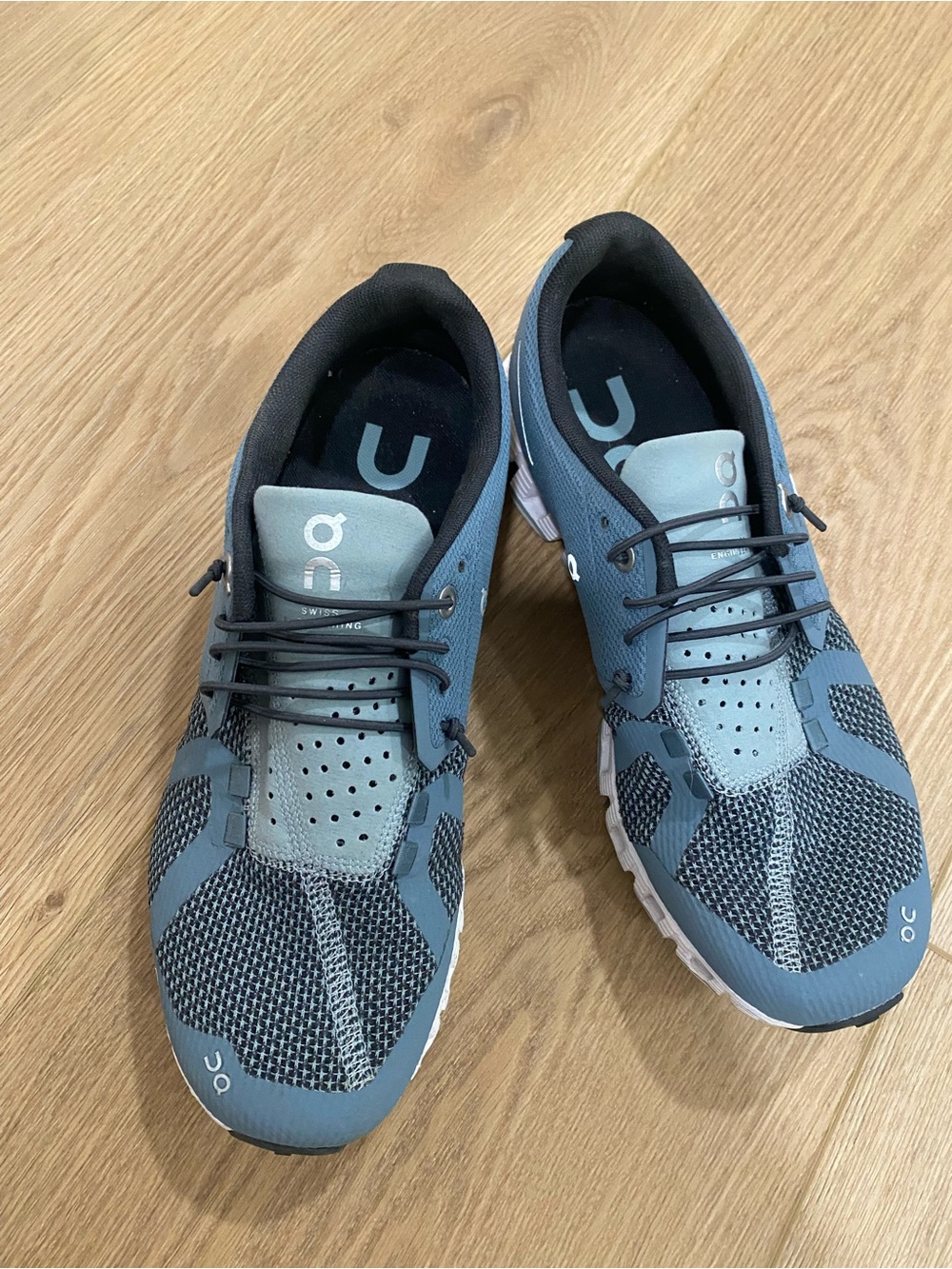 On Running Women's Cloud-Style Blue Athletic Sneakers